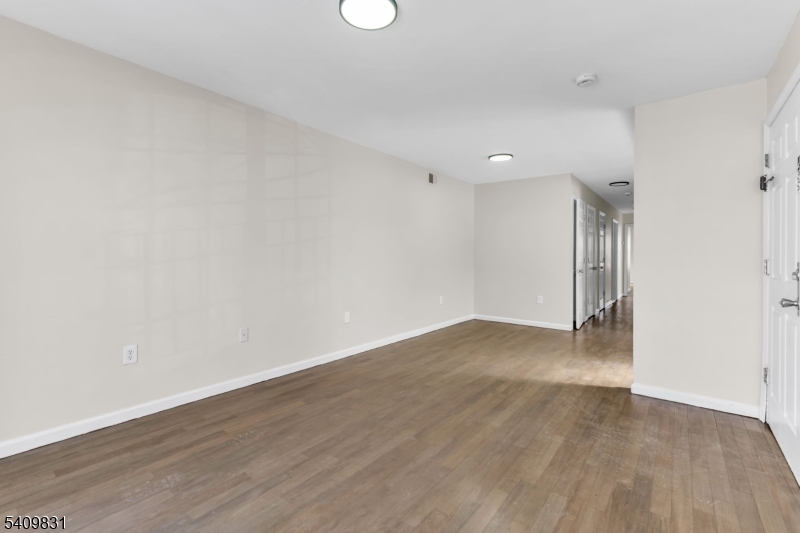 822 South 19th Street Newark, NJ 07108 - Photo 21 of 50