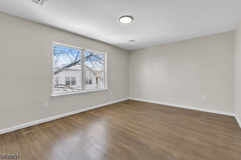 822 South 19th Street Newark, NJ 07108 - Photo 40 of 50
