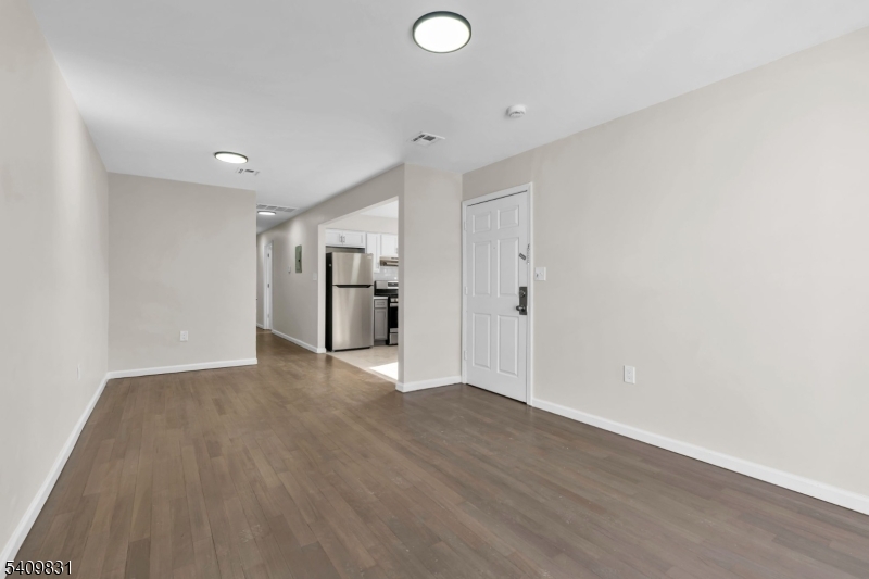 822 South 19th Street Newark, NJ 07108 - Photo 10 of 50