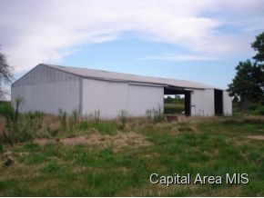 20472 South Atwater Road Carlinville, IL 62626 - Photo 12 of 12 Gallery Image 12