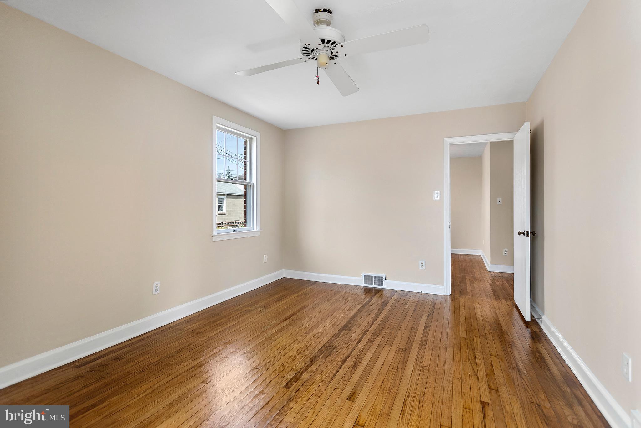 509 W Road Ridley Park, PA 19078 - Photo 15 of 27