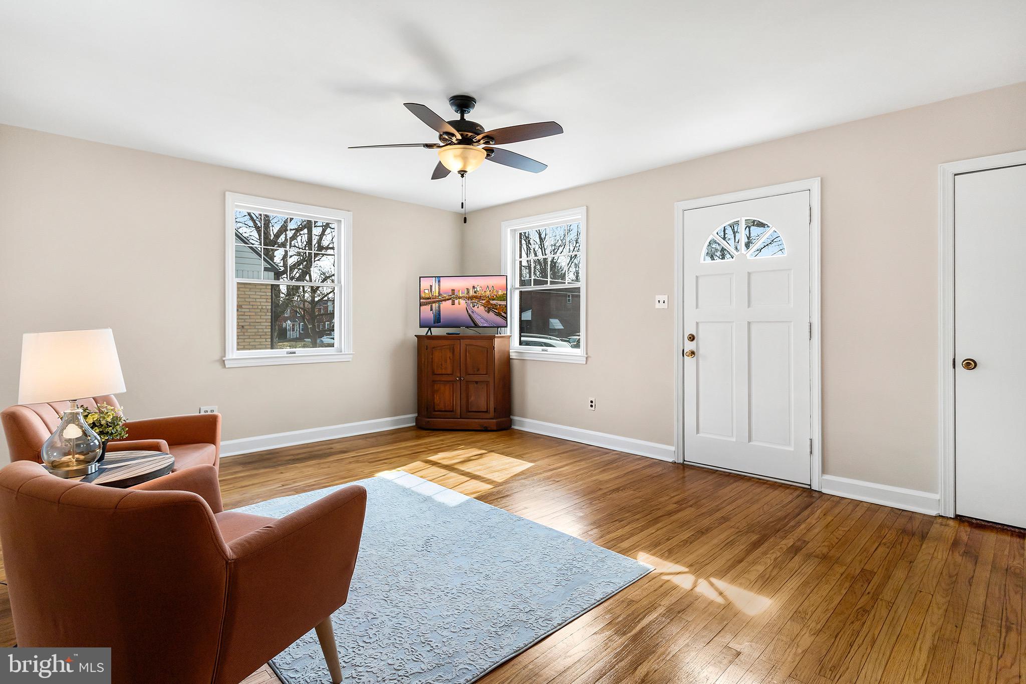 509 W Road Ridley Park, PA 19078 - Photo 3 of 27