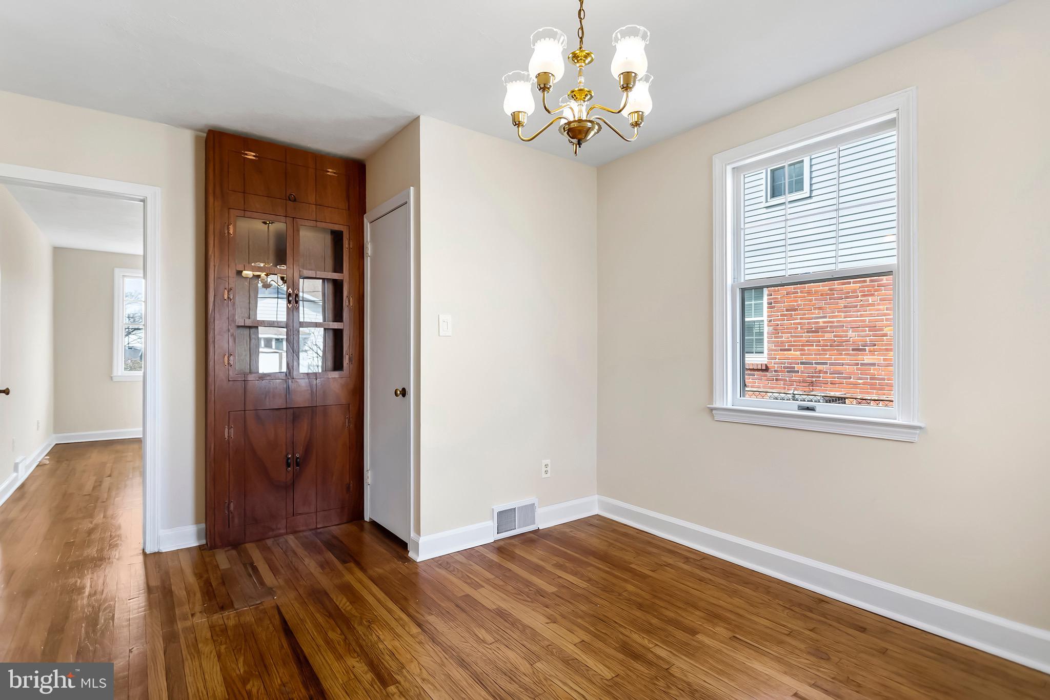 509 W Road Ridley Park, PA 19078 - Photo 8 of 27