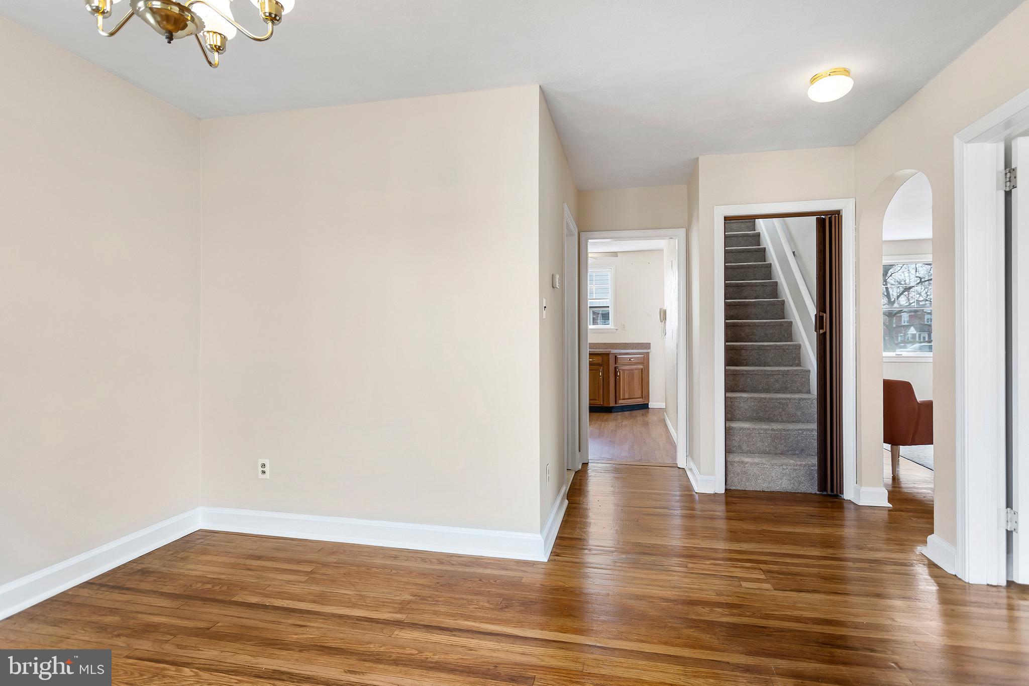 509 W Road Ridley Park, PA 19078 - Photo 10 of 27