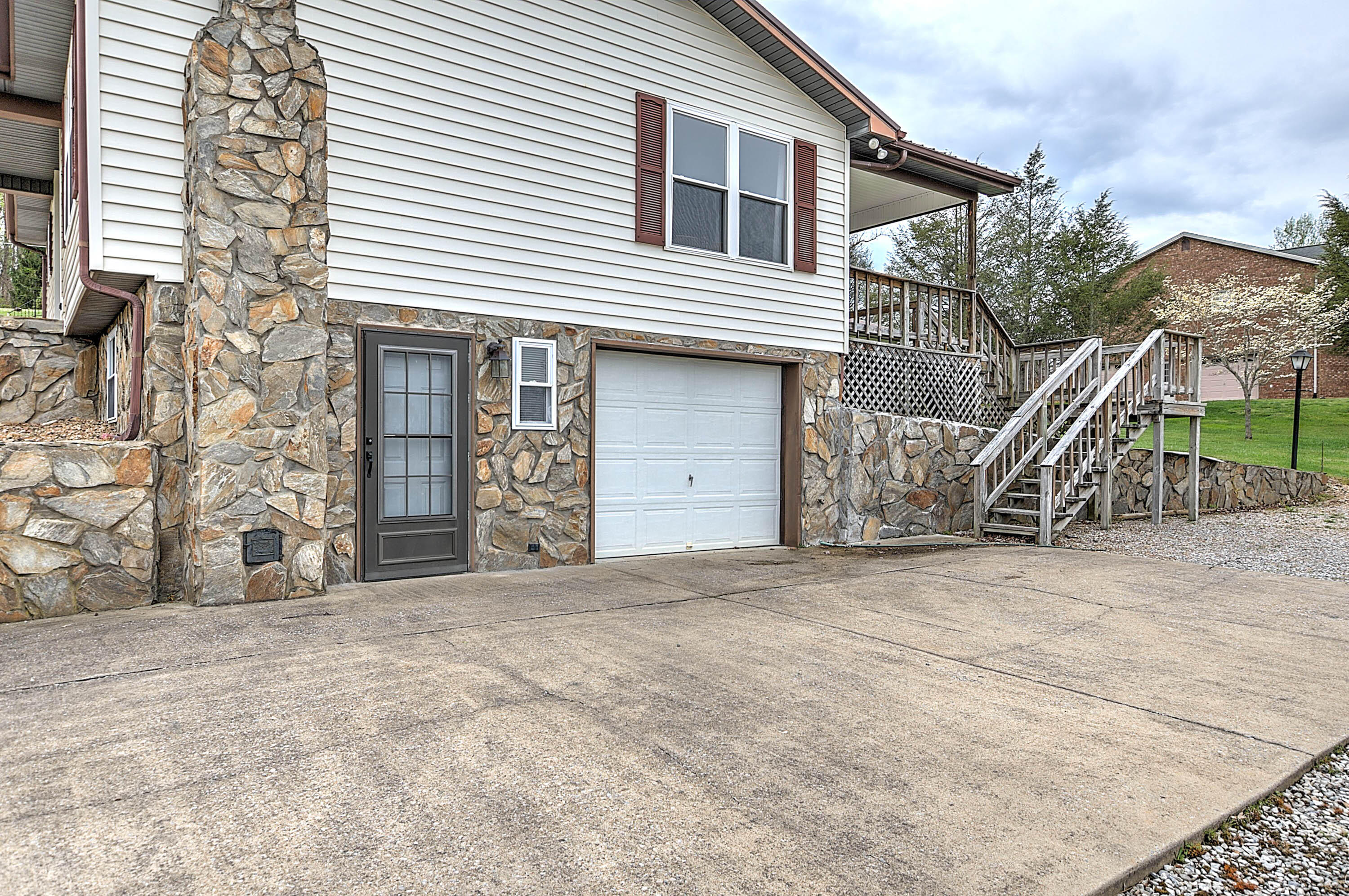 121 Lorries Road Chuckey, TN 37641 - Photo 24 of 31 Lorries-24