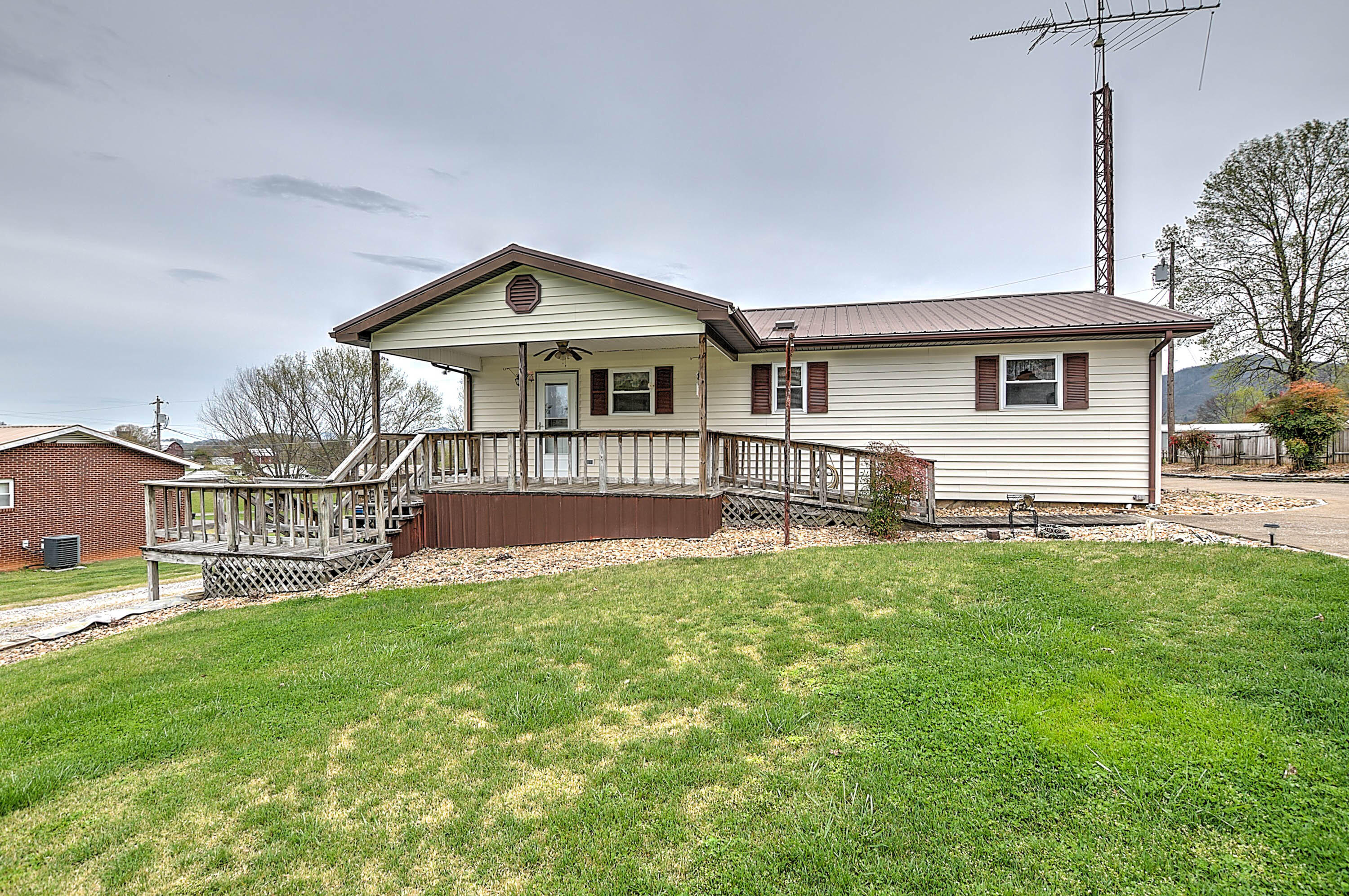 121 Lorries Road Chuckey, TN 37641 - Photo 26 of 31 Lorries-29