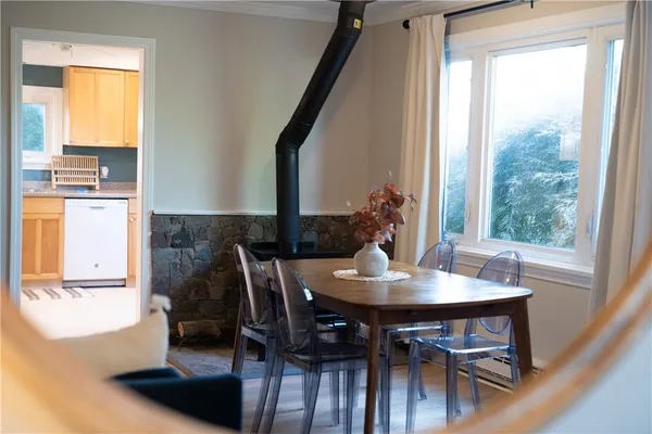 $2,150 | 534 Aquidneck Avenue, Unit A, Middletown, RI 02842