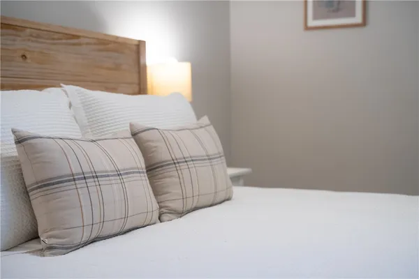 $2,150 | 534 Aquidneck Avenue, Unit A, Middletown, RI 02842