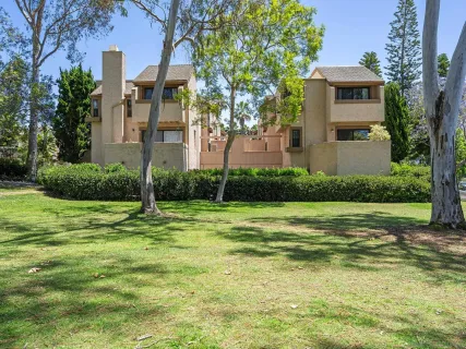 $975,000 | 3250 Via Marin, Unit 4, La Jolla, CA 92037