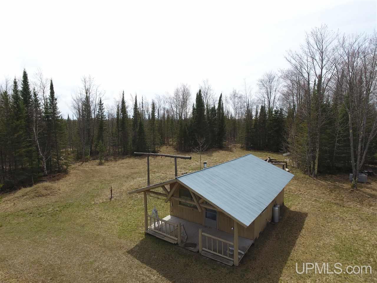 3315 Co Road Cornell, MI 49818 - Photo 5 of 50