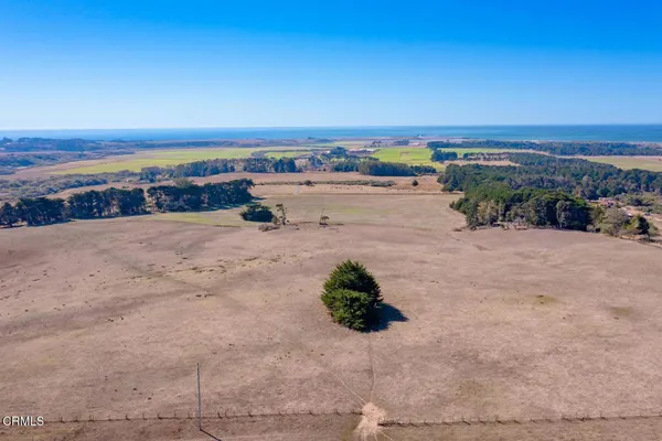 $1,495,000 | 43001 Mountain View Road, Manchester, CA 95459