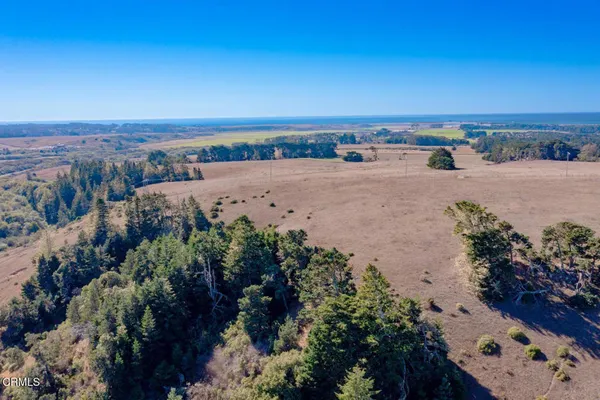$1,495,000 | 43001 Mountain View Road, Manchester, CA 95459