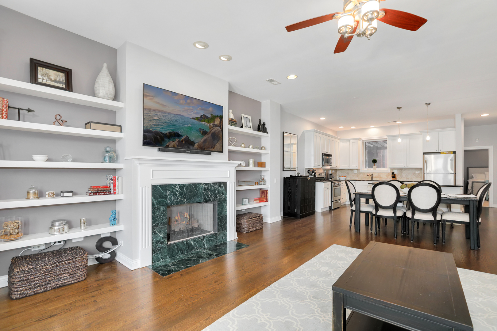 1355 West Washington Boulevard, Unit 2B Chicago, IL 60607 - Photo 3 of 24