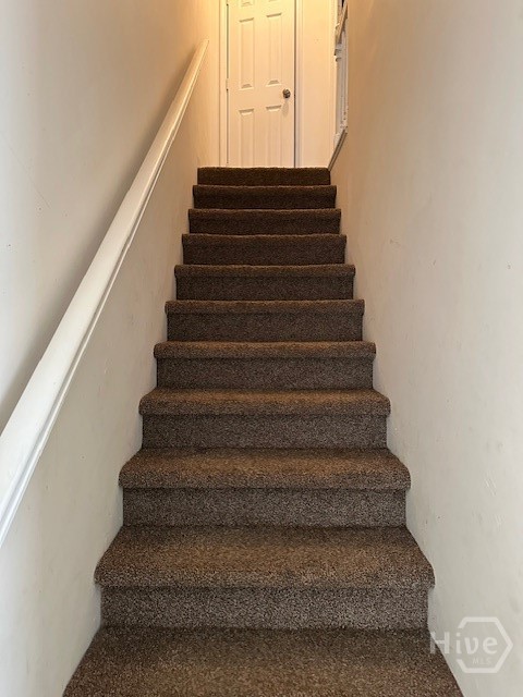 180 East Rutherford Street, Unit 4 Athens, GA 30605 - Photo 5 of 8 Stairway