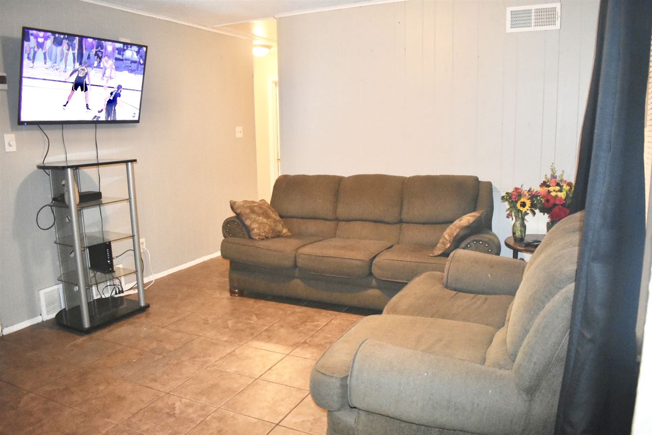 4254 Arrowhead Road Memphis, TN 38118 - Photo 6 of 13 Gallery Image 6