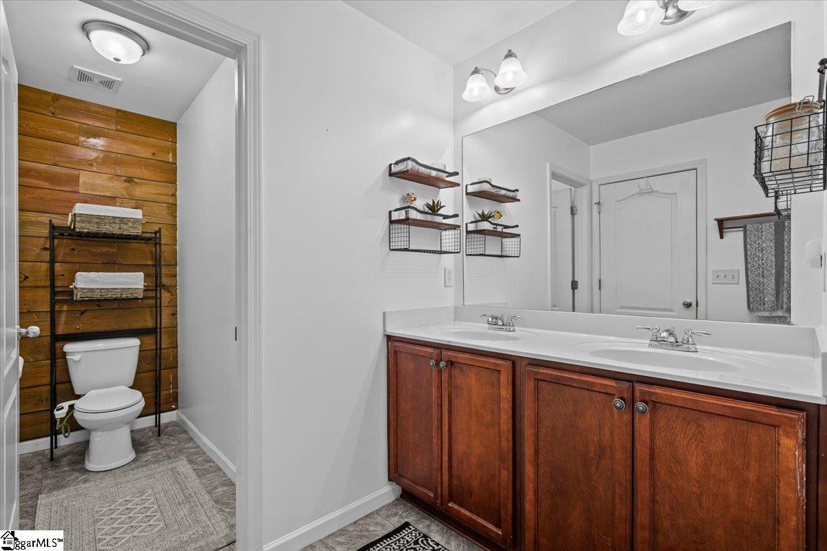 155 Autumn Hill Road Greer, SC 29651 - Photo 19 of 35 Gallery Image 19