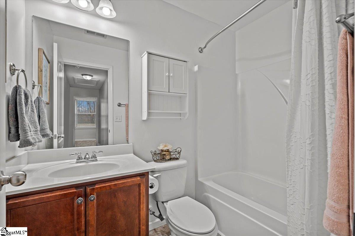 155 Autumn Hill Road Greer, SC 29651 - Photo 29 of 35 Gallery Image 29
