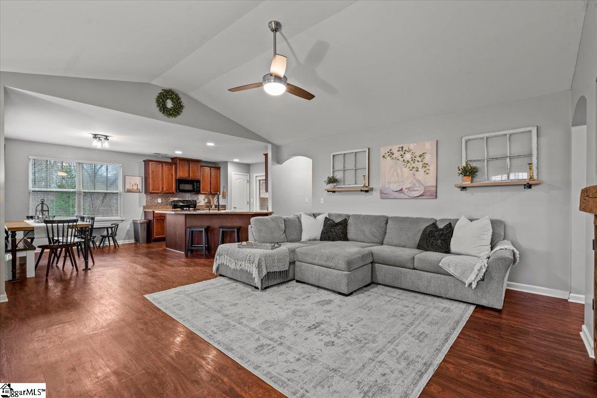 155 Autumn Hill Road Greer, SC 29651 - Photo 10 of 35 Gallery Image 10