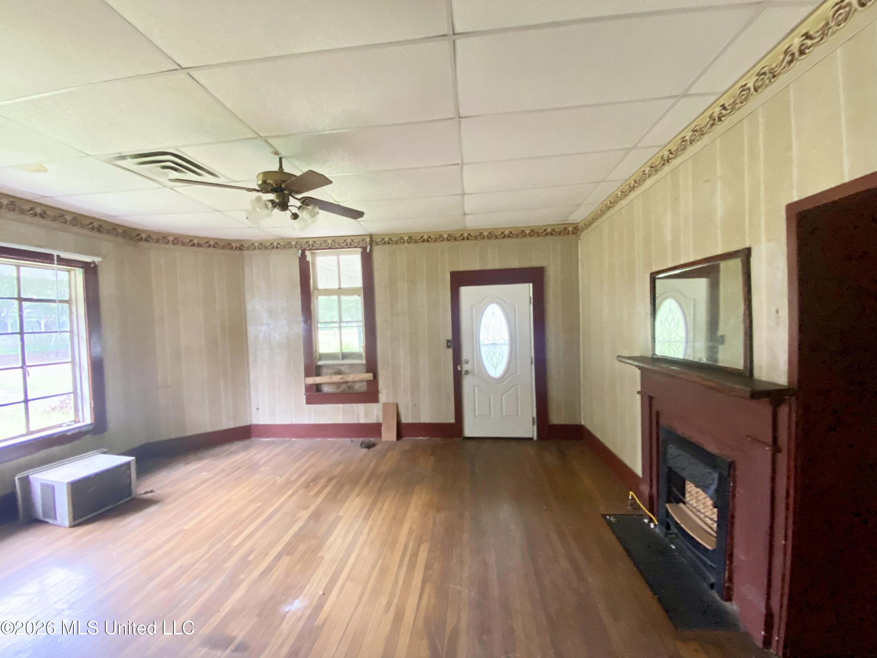 348 South Ext Street Hazlehurst, MS 39083 - Photo 2 of 24 IMG_5835