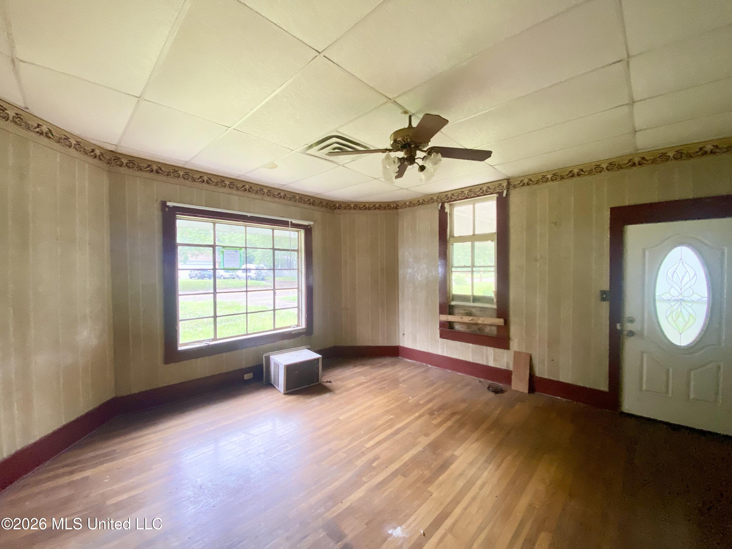 348 South Ext Street Hazlehurst, MS 39083 - Photo 3 of 24 IMG_5836