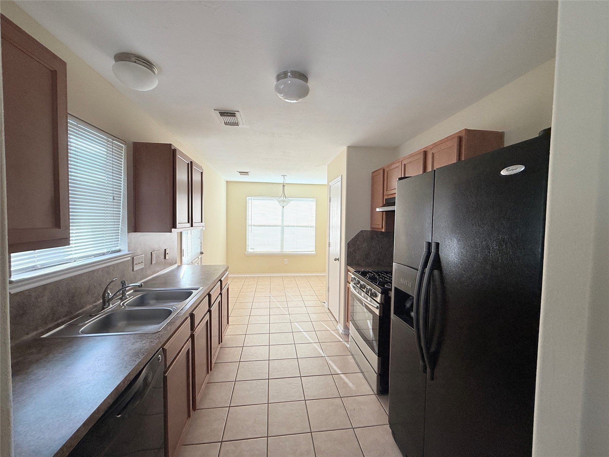 14430 Hamilton Grove Lane Houston, TX 77047 - Photo 8 of 23