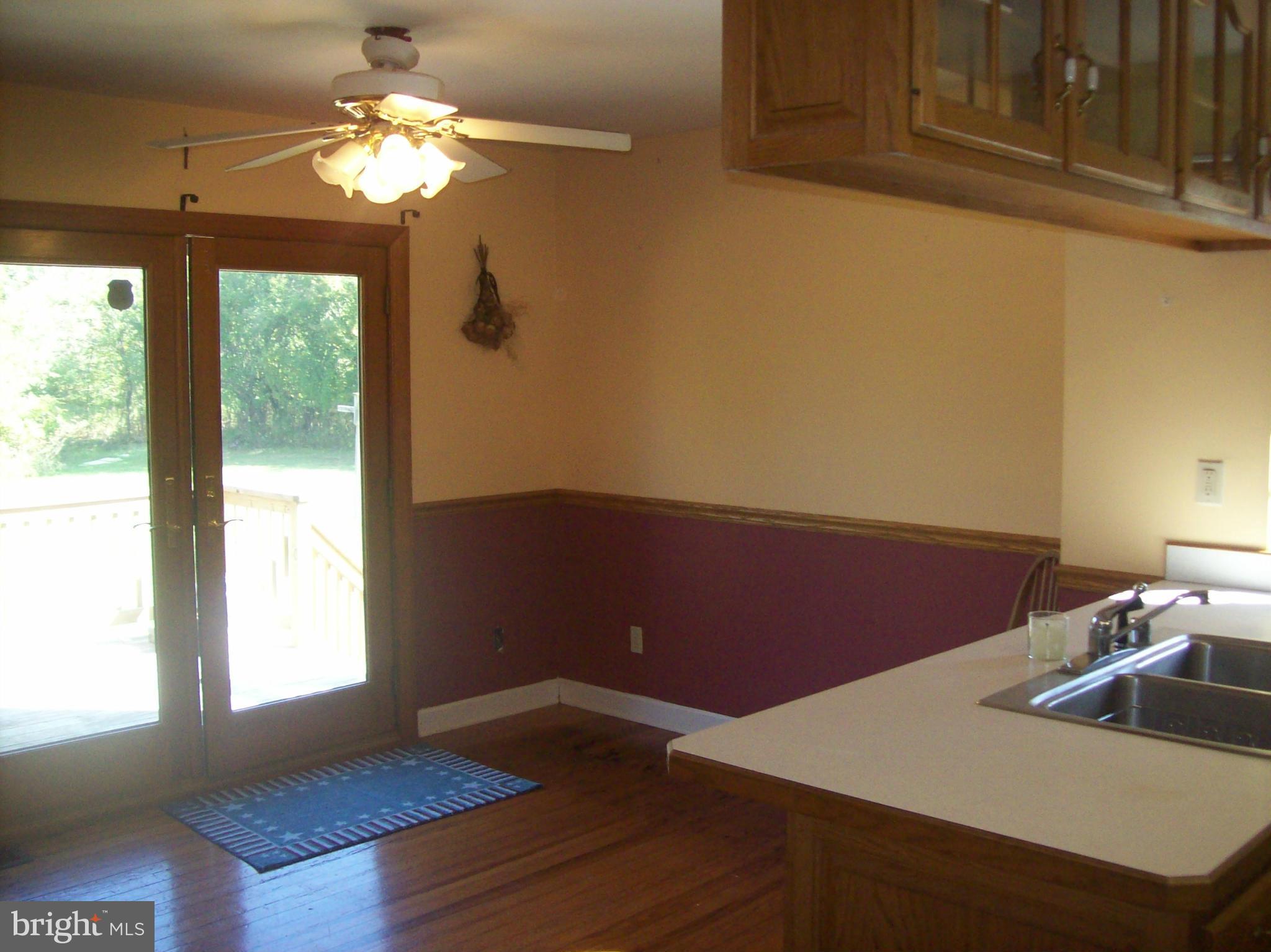 431 Wenschoff Road Fairfield, PA 17320 - Photo 17 of 18 Dining Room