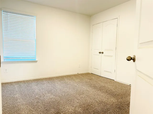 $2,100 | 6059 Canyon Dawn Drive, Spring, TX 77373