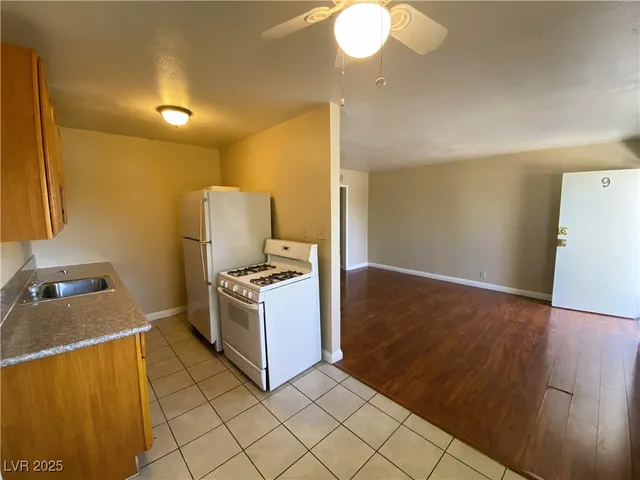 $795 | 230 West Boston Avenue, Unit 9, Las Vegas, NV 89102