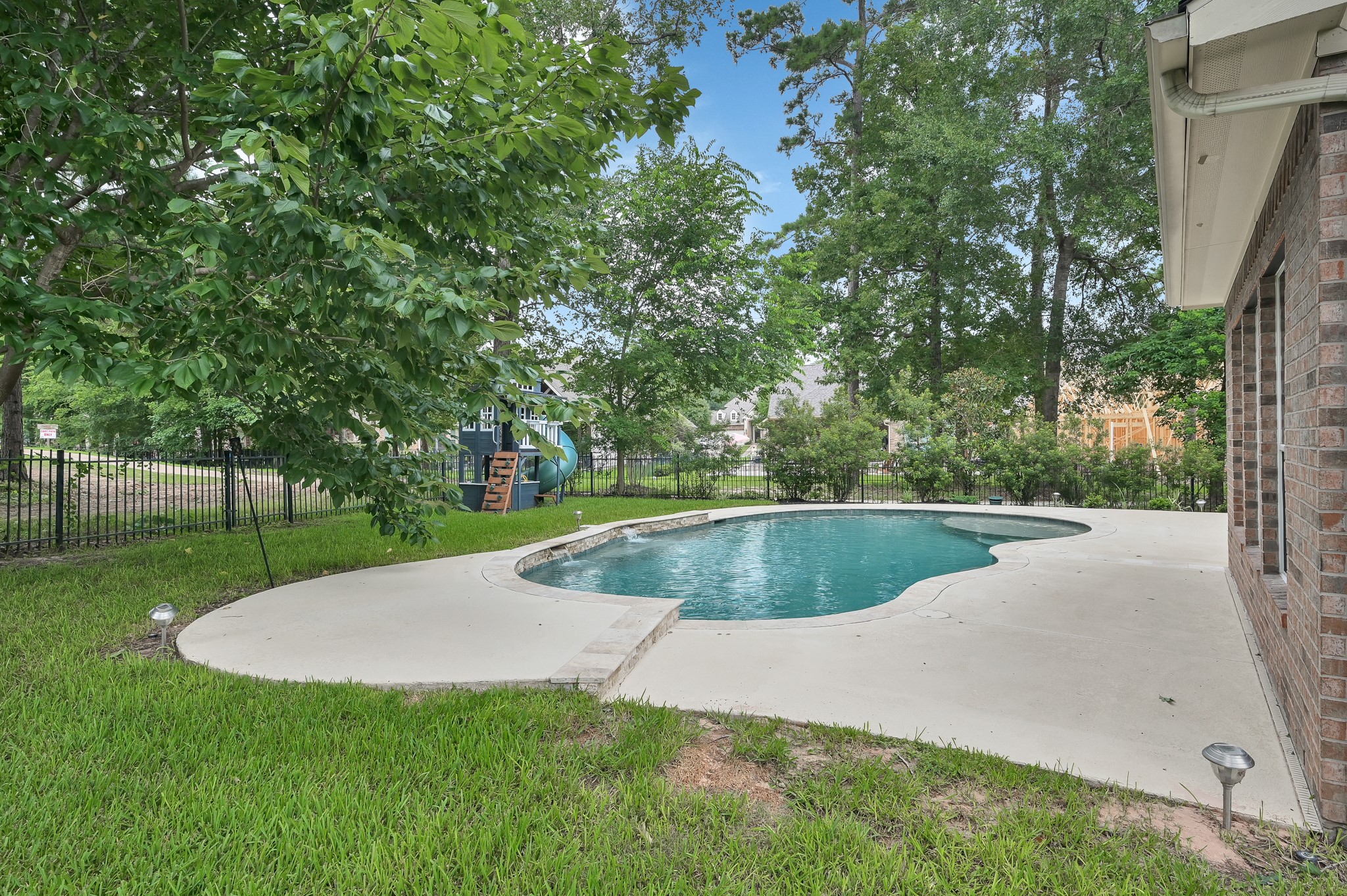 4770 Jackson Square Drive Conroe, TX 77304 - Photo 41 of 48 a view of a backyard
