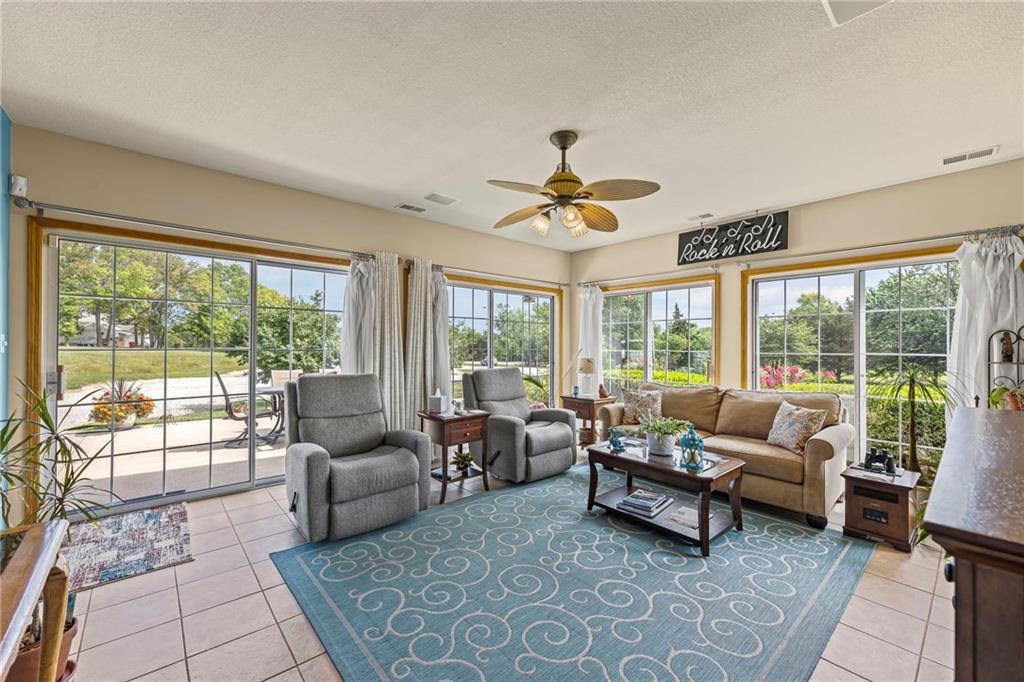 2400 South Outer Belt Road Oak Grove, MO 64075 - Photo 19 of 45