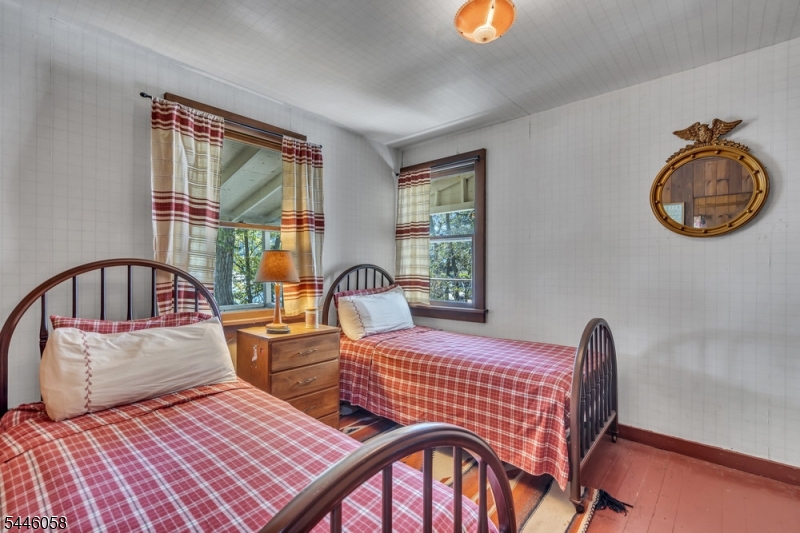 22 Ithanell Road Hopatcong, NJ 07843 - Photo 17 of 27 Gallery Image 17