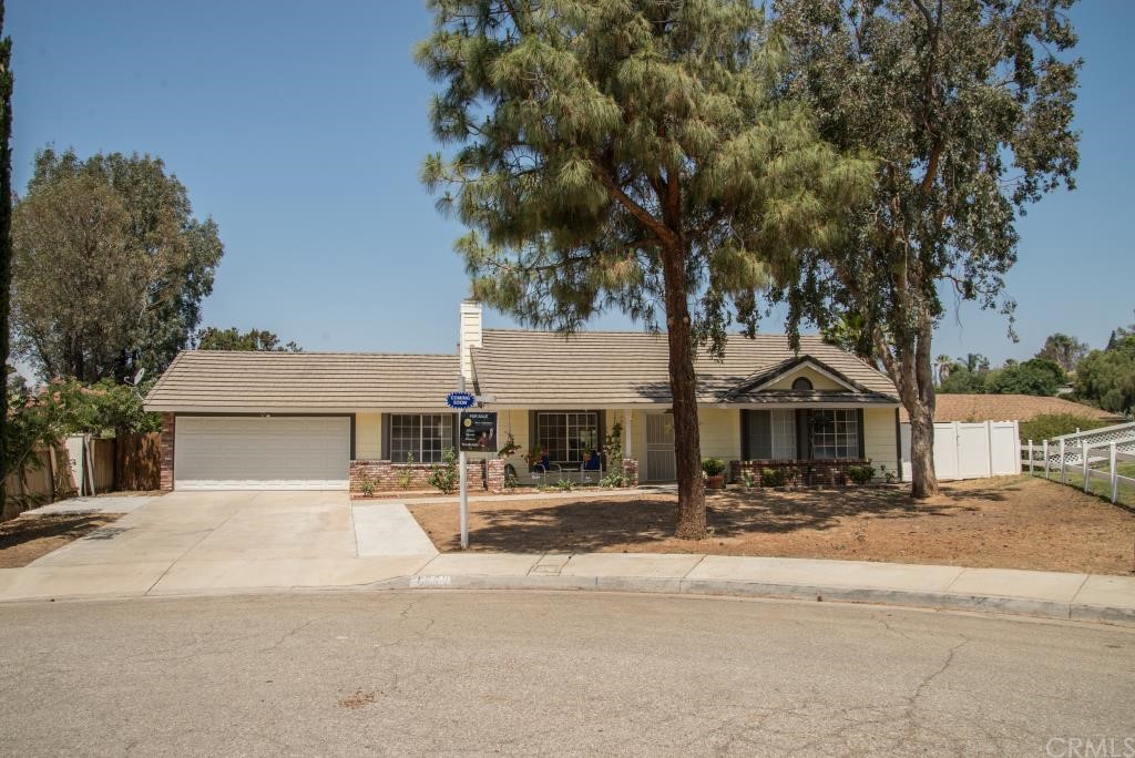 6660 Country Lane Riverside, CA 92505 - Photo 1 of 1