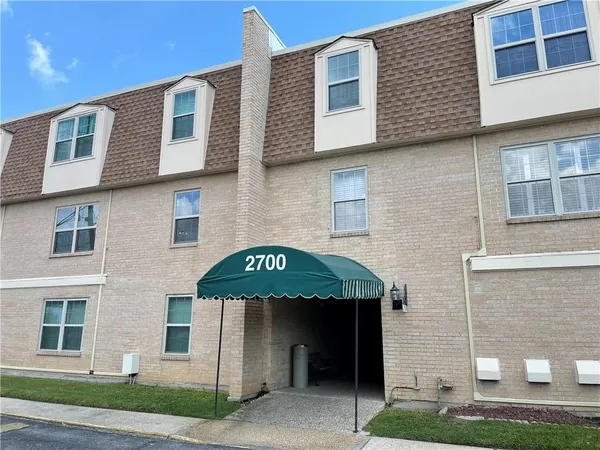 $1,325 | 2700 Whitney Place, Unit 730, Metairie, LA 70002