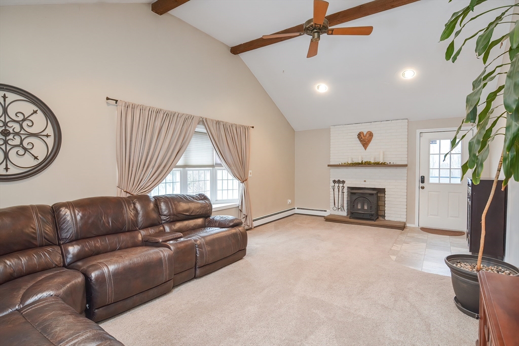 39 Fox Run Road Bellingham, MA 02019 - Photo 17 of 40 Gallery Image 17