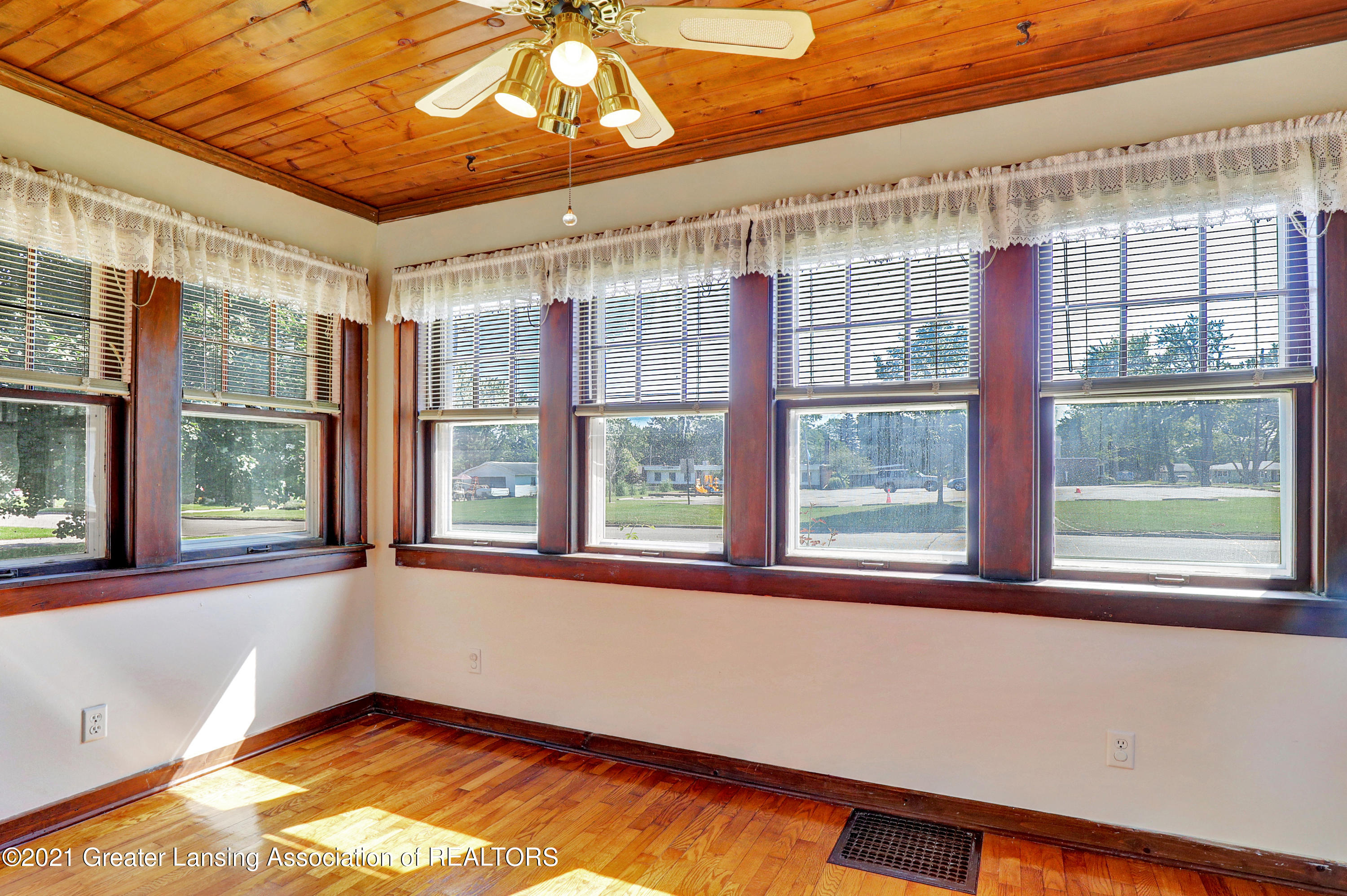 4600 Elizabeth Road Lansing, MI 48917 - Photo 16 of 33 9I3A2385