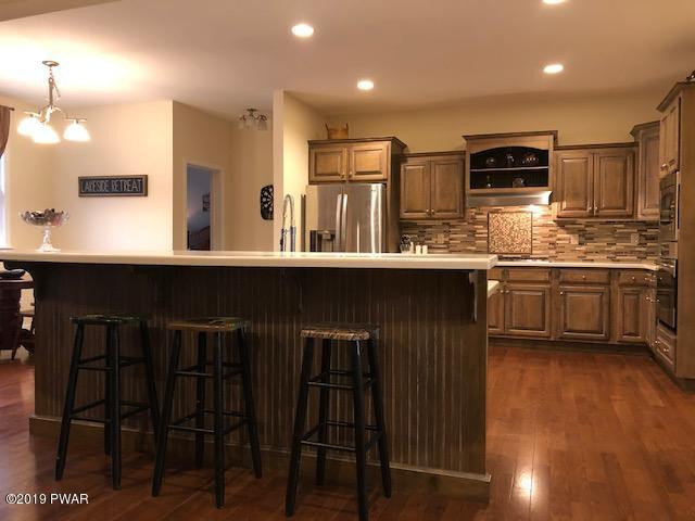 122 Marquise Road Tafton, PA 18464 - Photo 10 of 41 Kitchen
