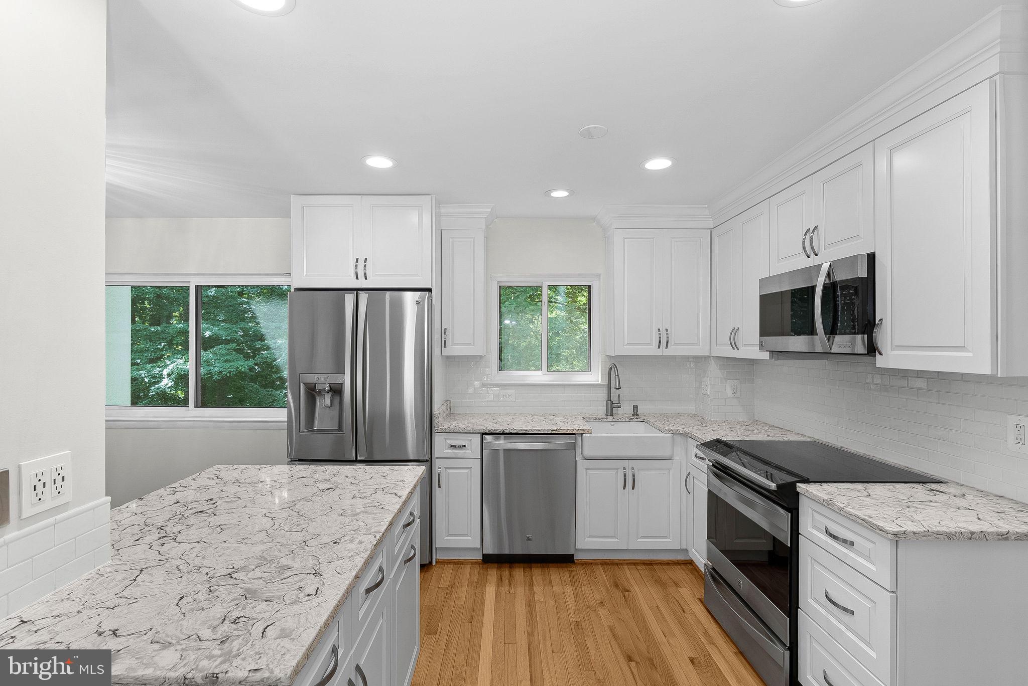 11986 Barrel Cooper Court Reston, VA 20191 - Photo 15 of 45