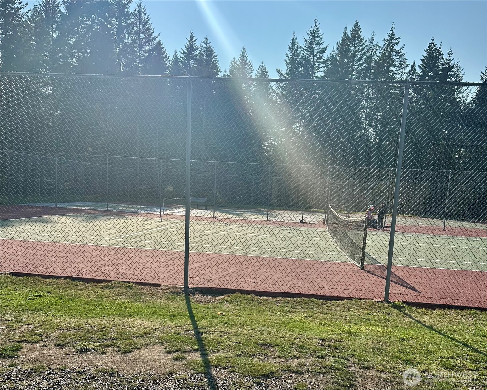 700 East Vine Maple Lane Union, WA 98592 - Photo 11 of 14 a bathroom with a bathtub