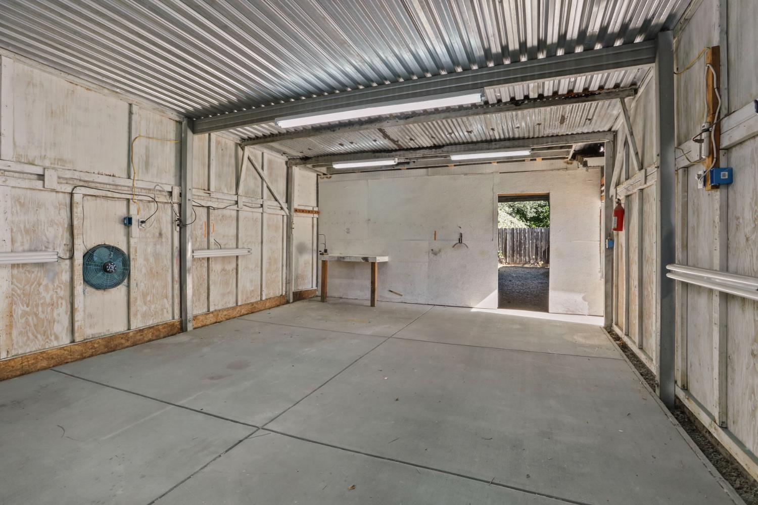 13495 Live Oak Road Lodi, CA 95240 - Photo 46 of 47 a view of empty room