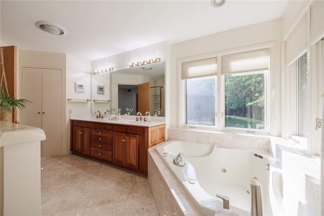 7736 Highgrove Path Victor, NY 14564 - Photo 22 of 39