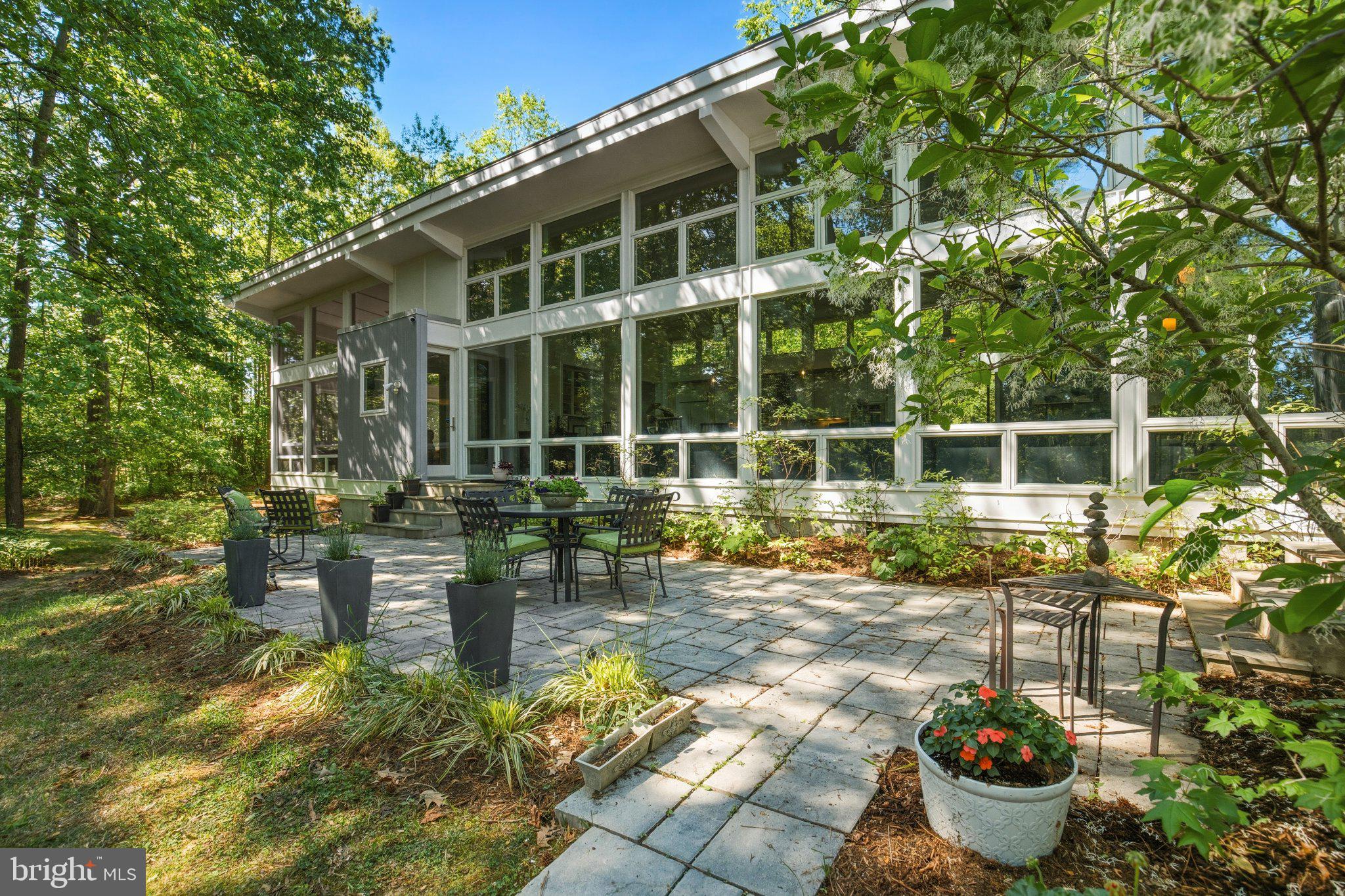 316 Gordon Road Kinsale, VA 22488 - Photo 7 of 45 Serene modern retreat in nature.