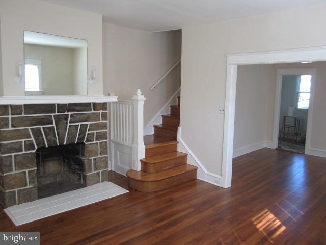 619 Baily Road Lansdowne, PA 19050 - Photo 6 of 21 Living Room