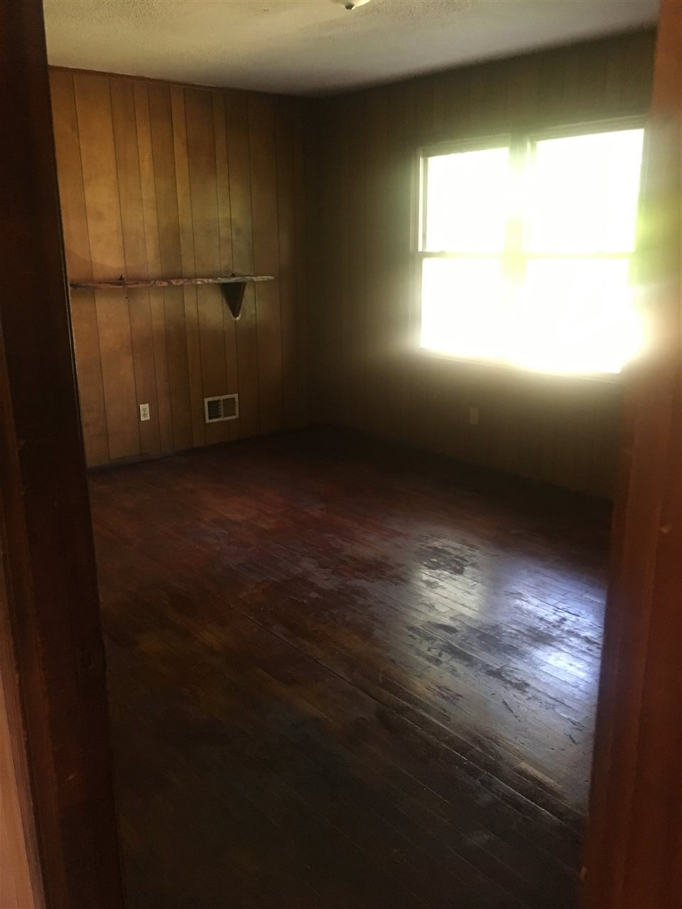 328 Spencer Road Jonesville, SC 29353 - Photo 4 of 10 Gallery Image 4