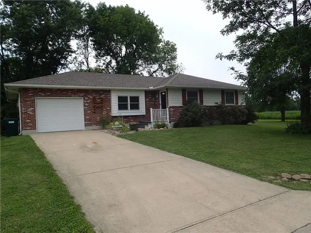 $225,000 | 406 North Missouri Street, Archie, MO 64725