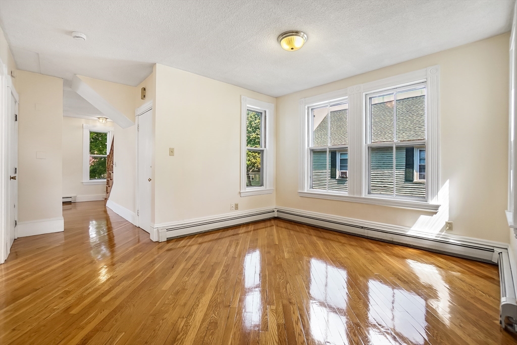 57 Lawrence Street Waltham, MA 02451 - Photo 7 of 32
