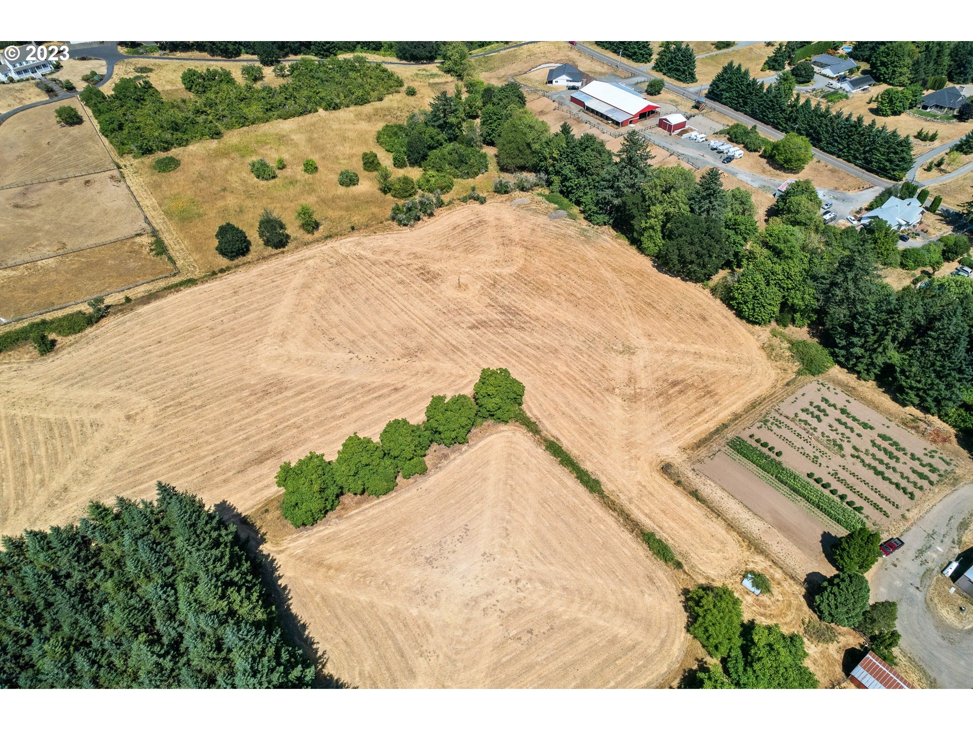 3809 North Springbrook Road Newberg, OR 97132 - Photo 7 of 14 a view of a backyard