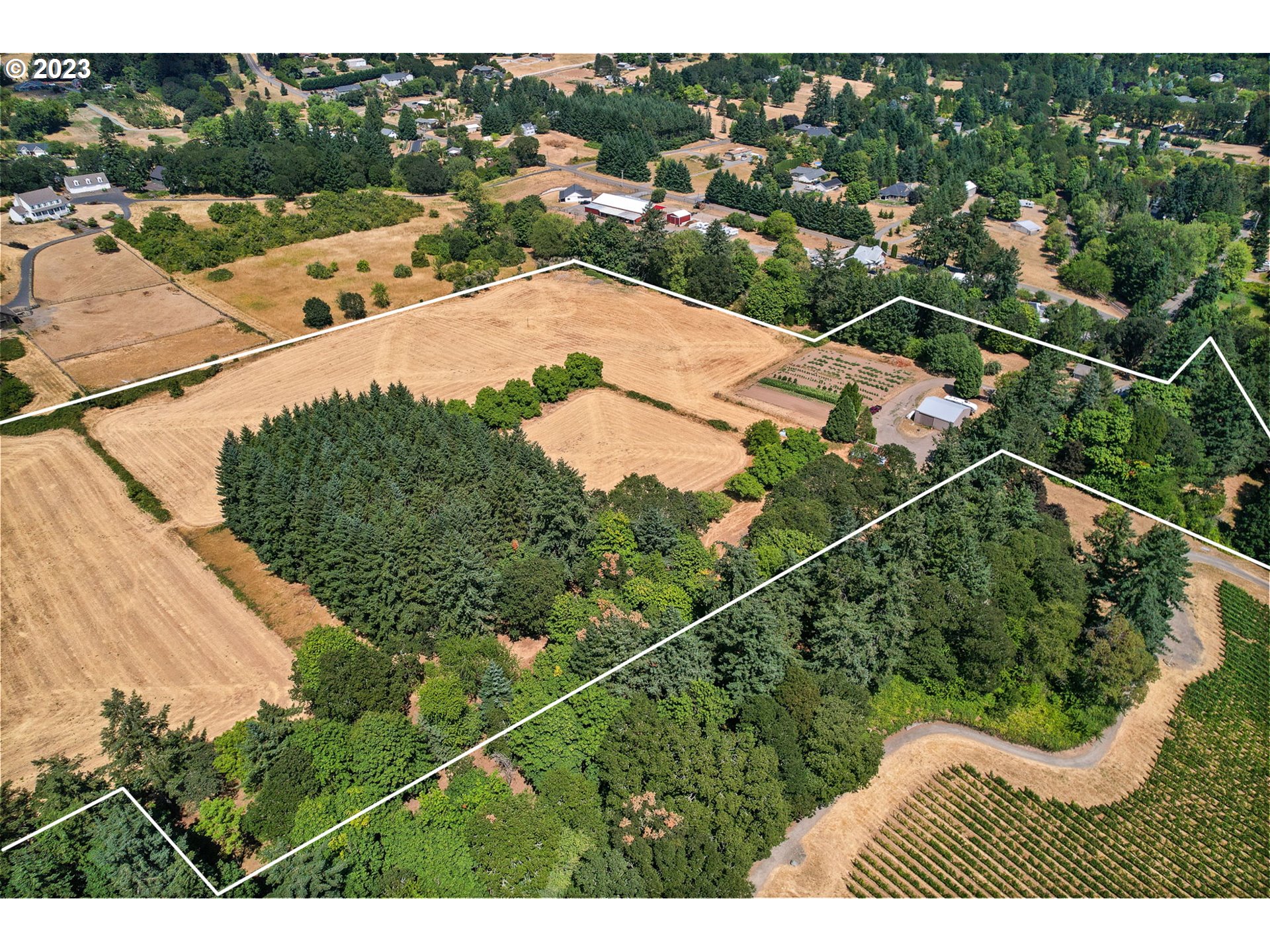 3809 North Springbrook Road Newberg, OR 97132 - Photo 8 of 14 a view of a city from a terrace