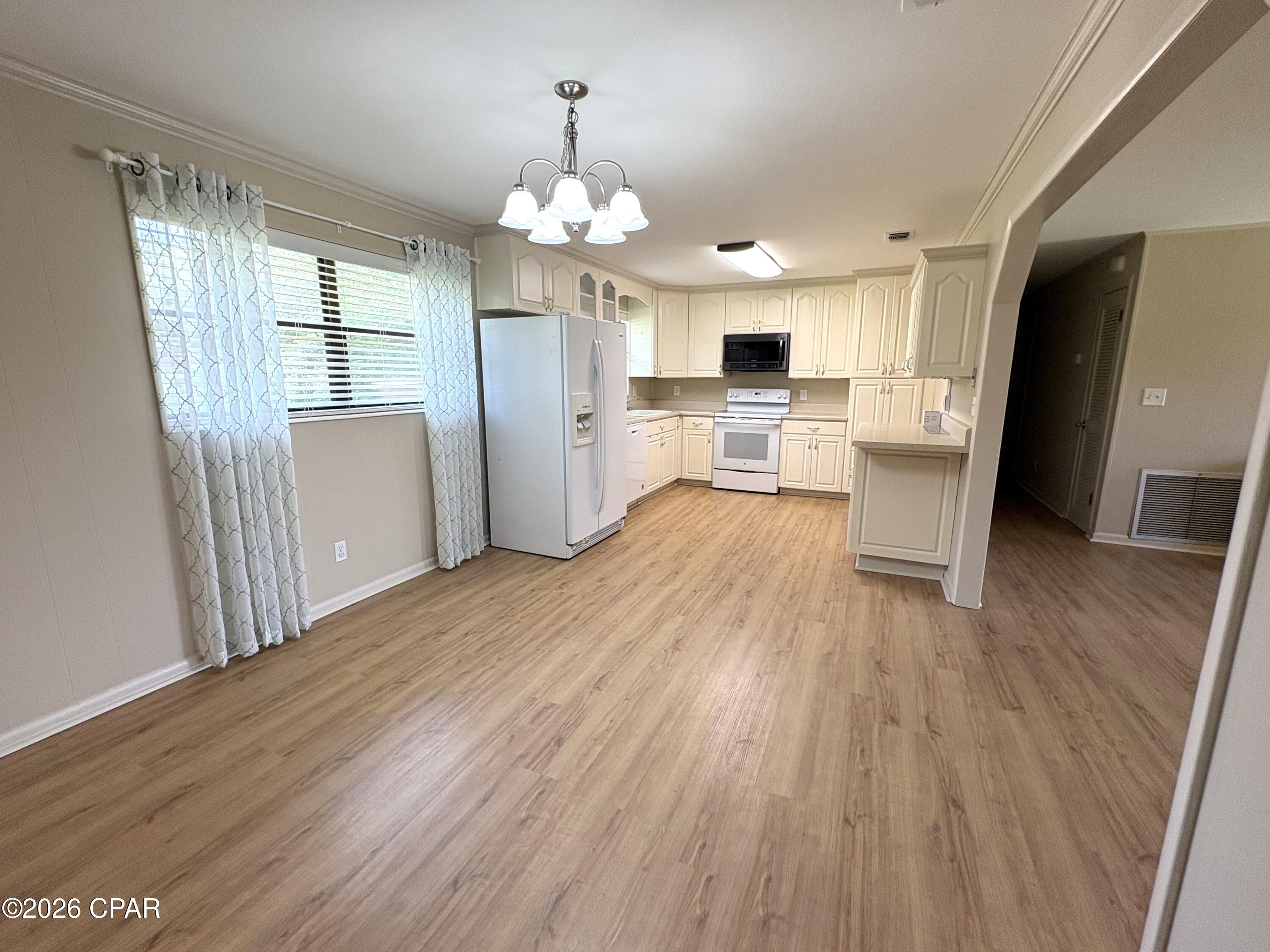 3395 Ontario Road Cottondale, FL 32431 - Photo 10 of 69