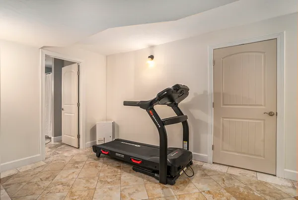 $899,900 | 5928 Heights Ravenna Road, Fruitport, MI 49415