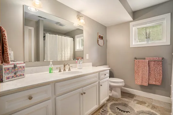 $899,900 | 5928 Heights Ravenna Road, Fruitport, MI 49415